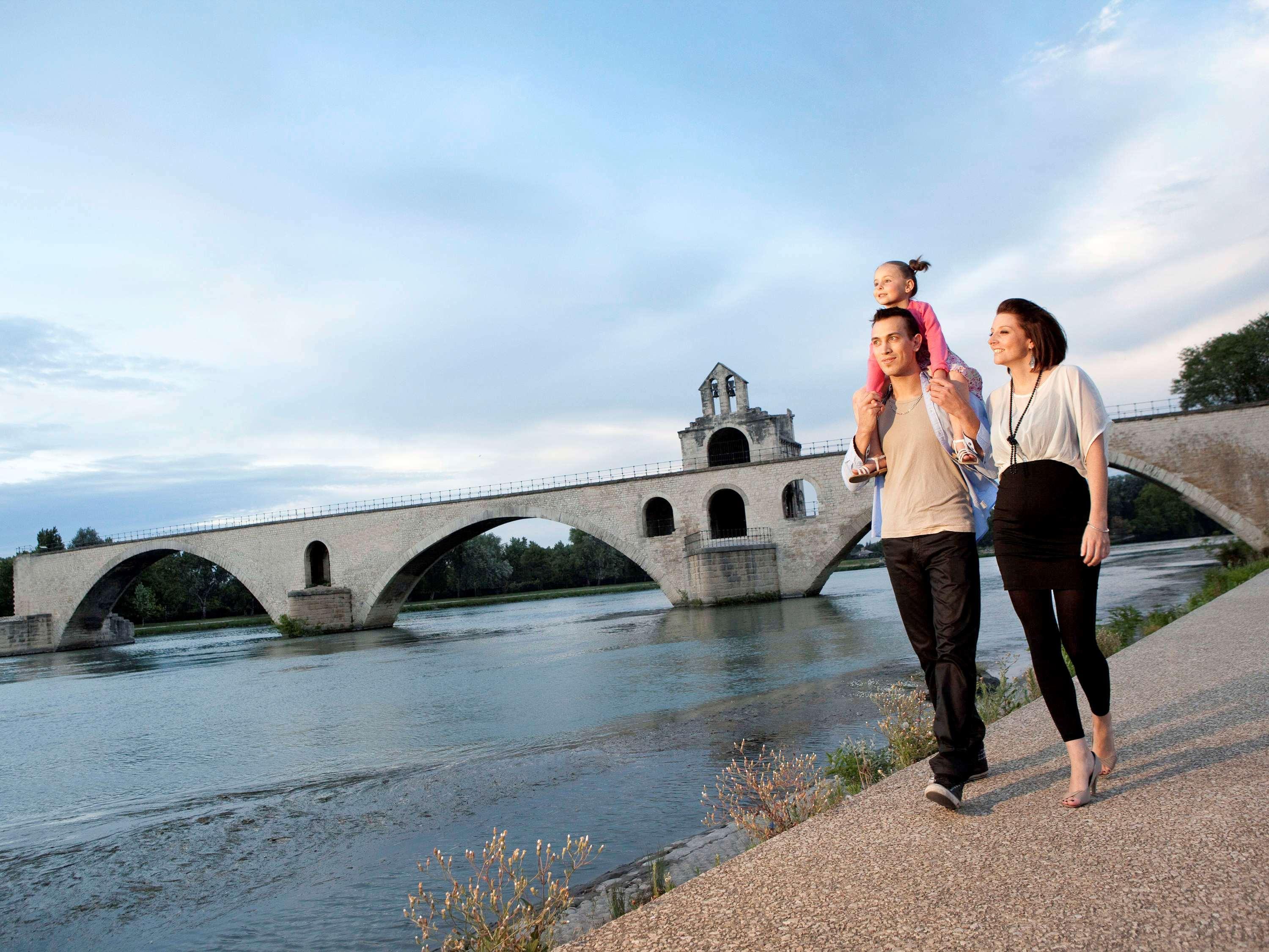 Mercure Avignon Gare Tgv Экстерьер фото